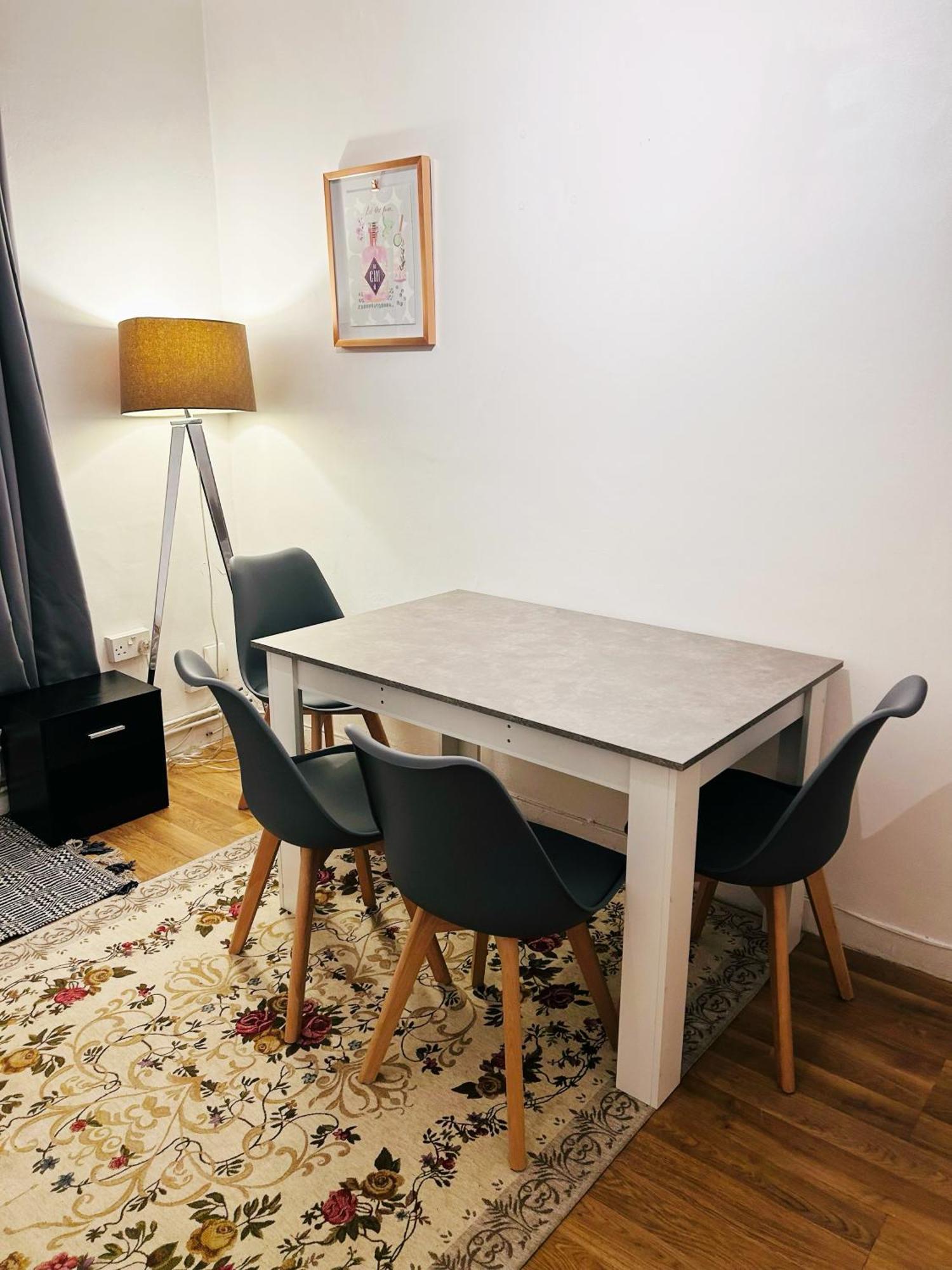 Spacious Flat With 2 To 3 Bedrooms In Central Лондон Екстер'єр фото